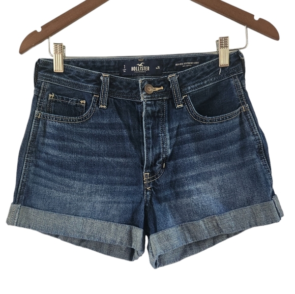 Hollister High Rise Boyfriend Short Dark Wash Button Fly Size 3 Waist 26 - Picture 1 of 5